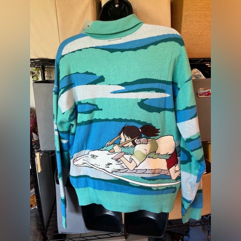 Green & Blue Crewneck Sweater with Scenic Graphic